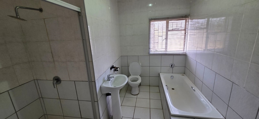 4 Bedroom Property for Sale in Oudorp North West